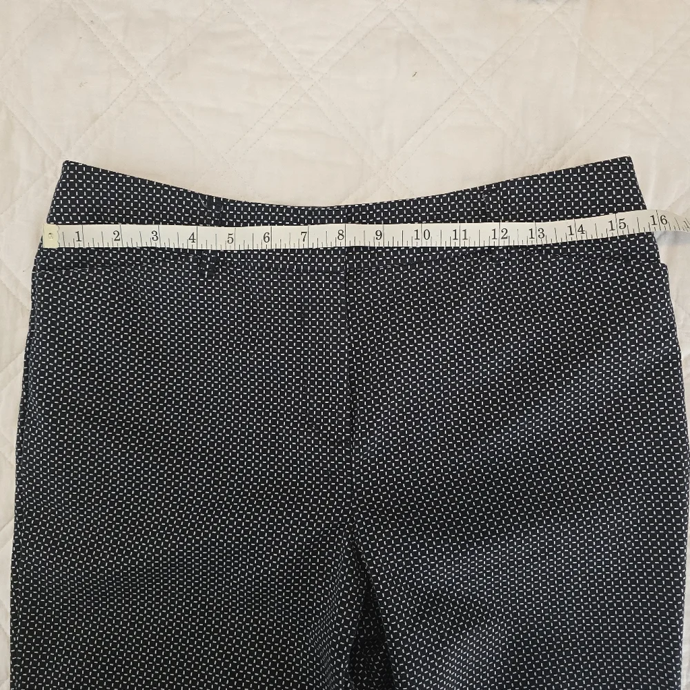 Liz Claiborne Career Classic Emma Ankle Pants‎ Black White Checkered Size 6